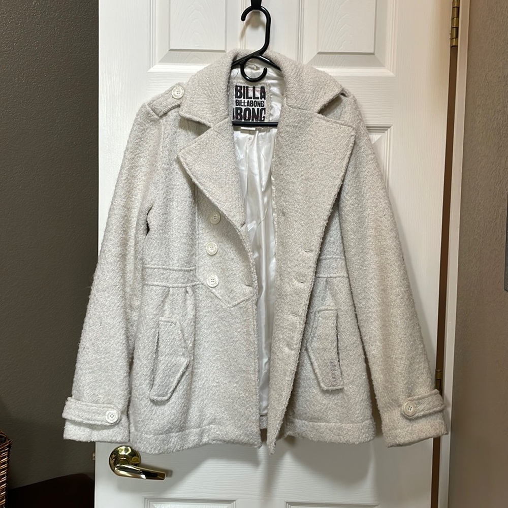 ✨ BillaBong Coat